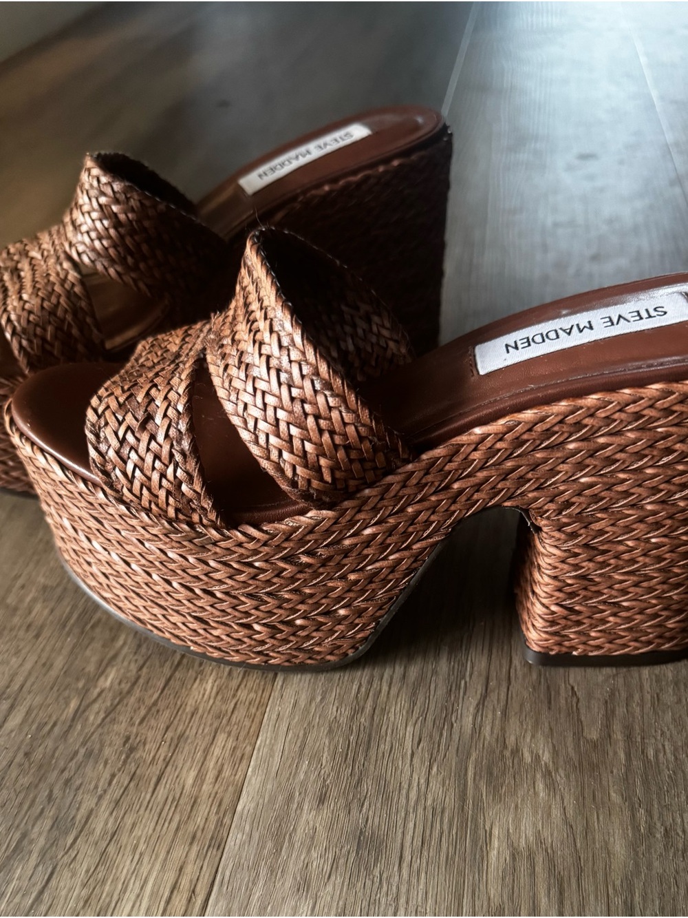 Steve Madden Woven Tan Platform Mules - Picture 1 of 5